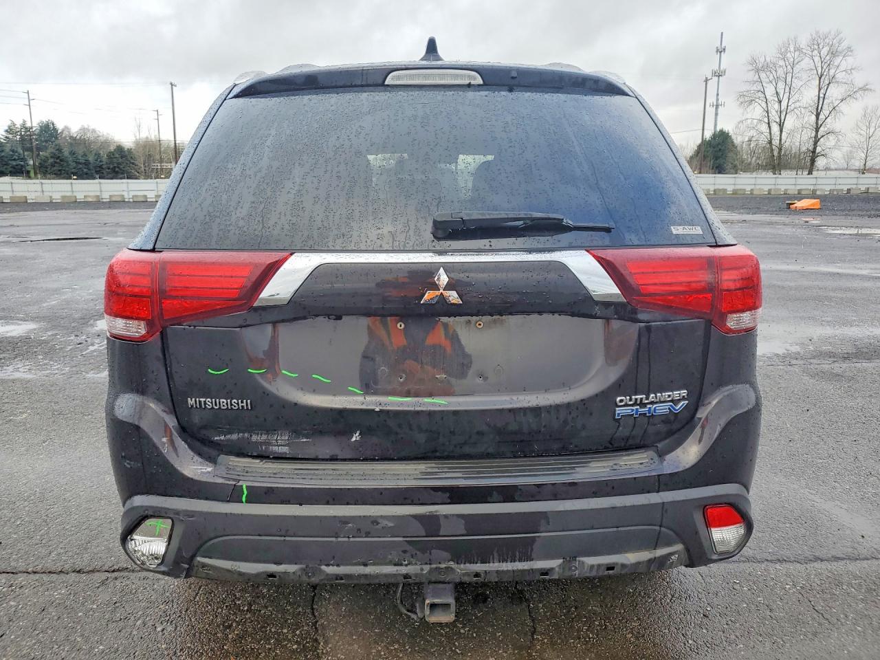 2018 MITSUBISHI outlander