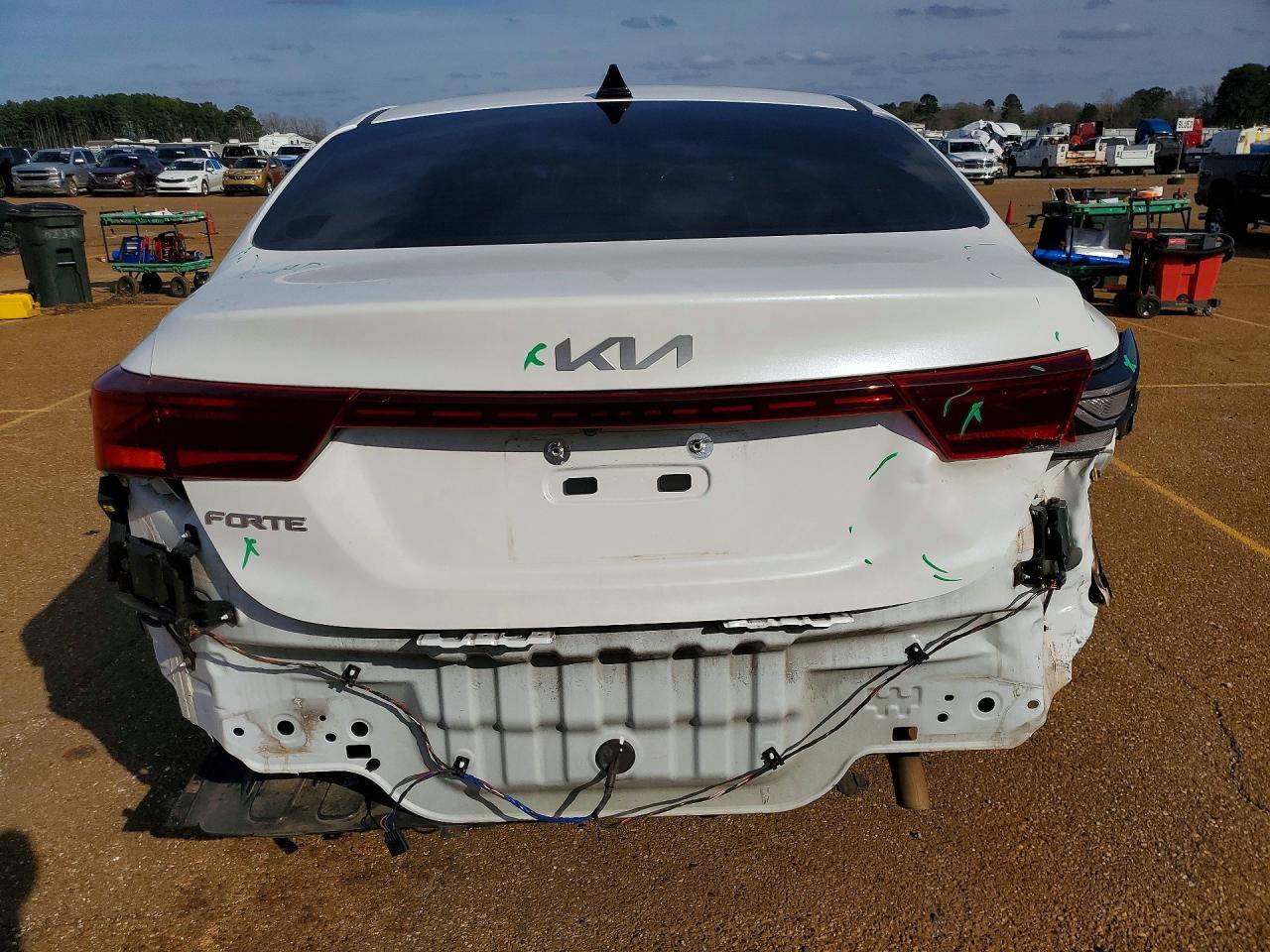 2023 KIA FORTE