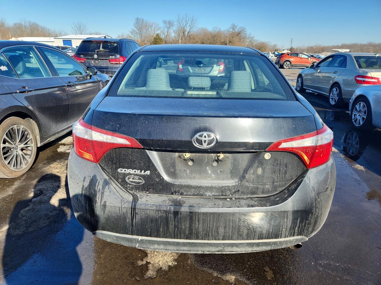 2015 TOYOTA COROLLA