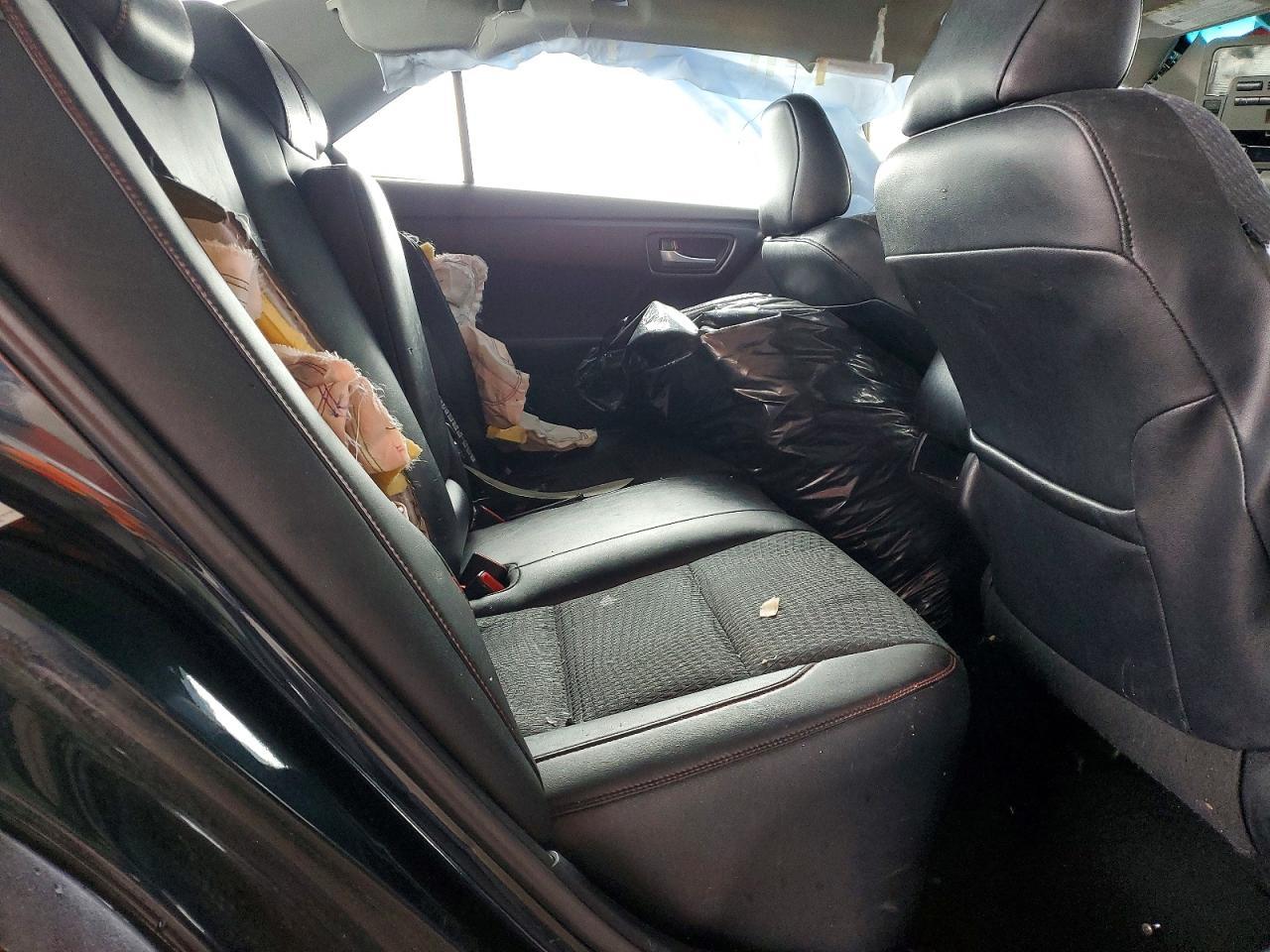 2015 TOYOTA CAMRY