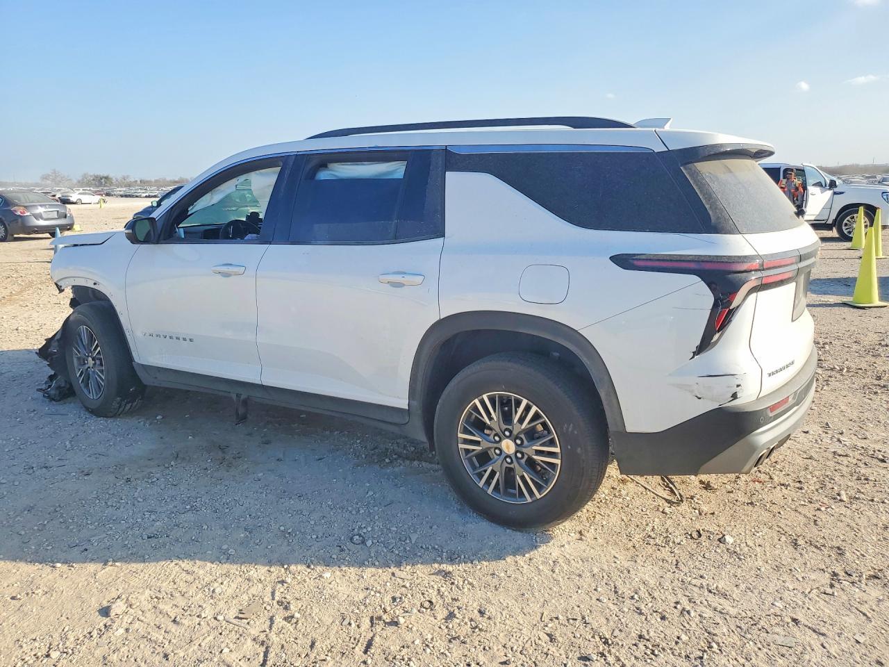 2024 CHEVROLET TRAVERSE