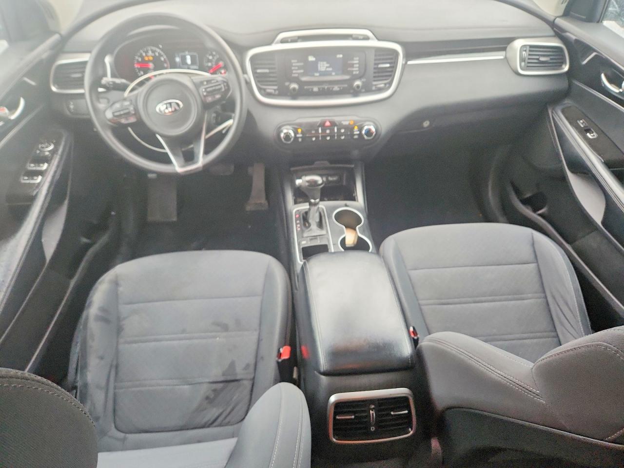 2017 KIA SORENTO