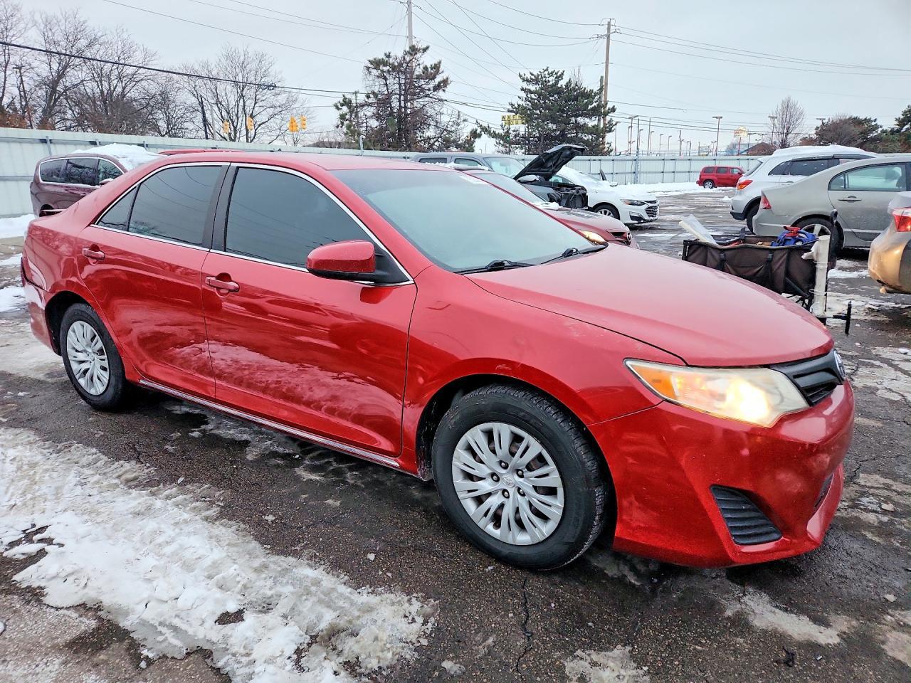 2013 TOYOTA CAMRY