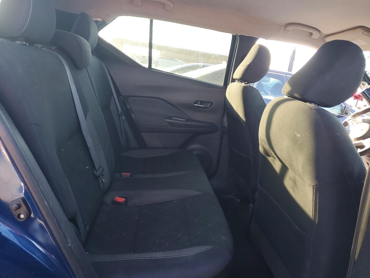 2019 NISSAN KICKS
