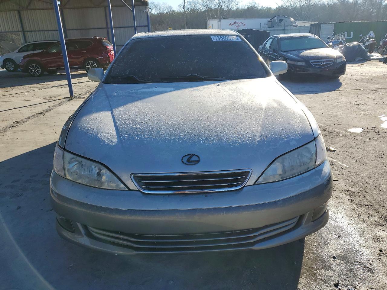 2000 LEXUS Es 300