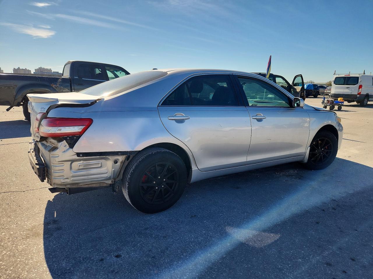 2010 TOYOTA CAMRY