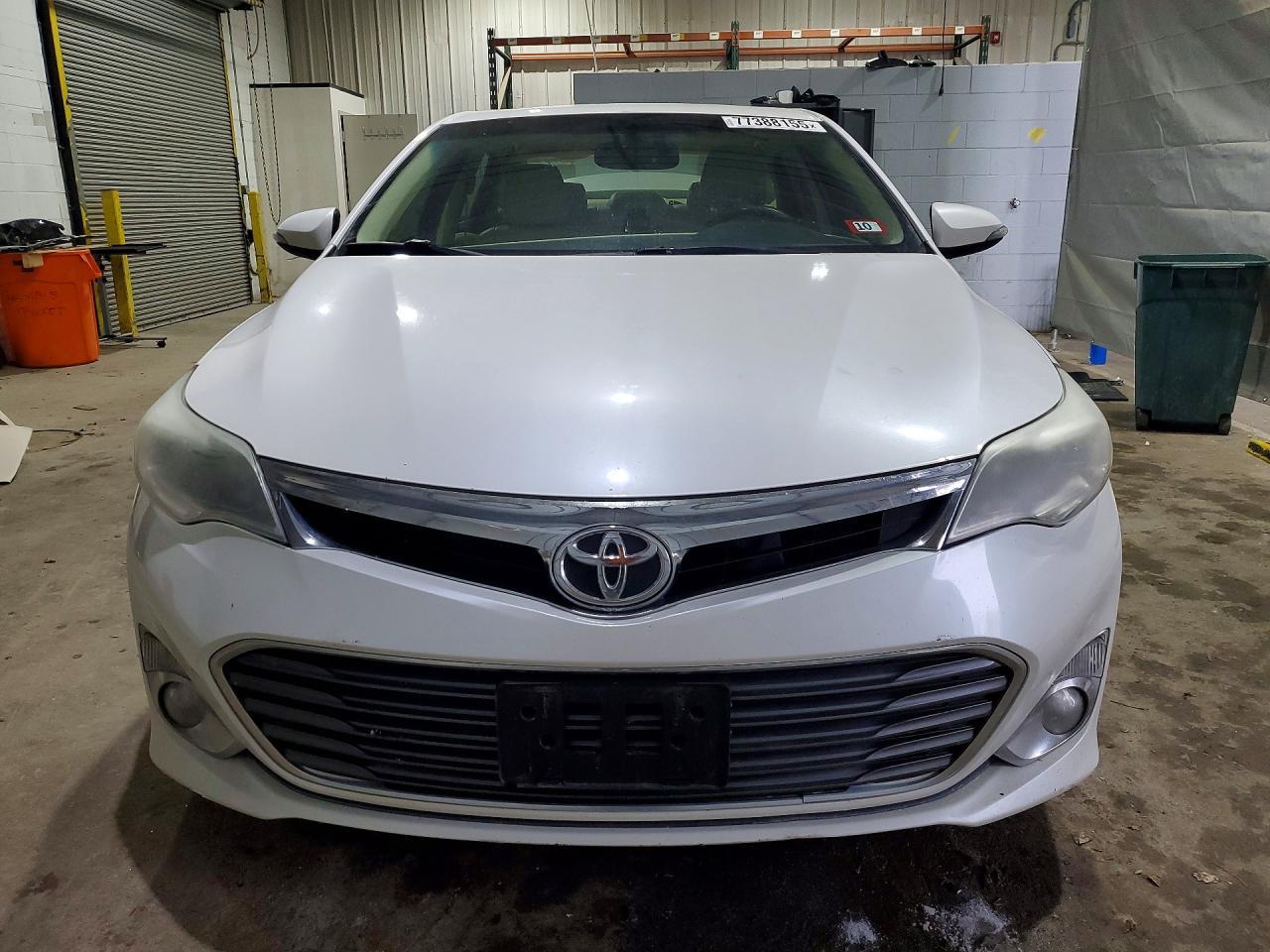 2014 TOYOTA Avalon