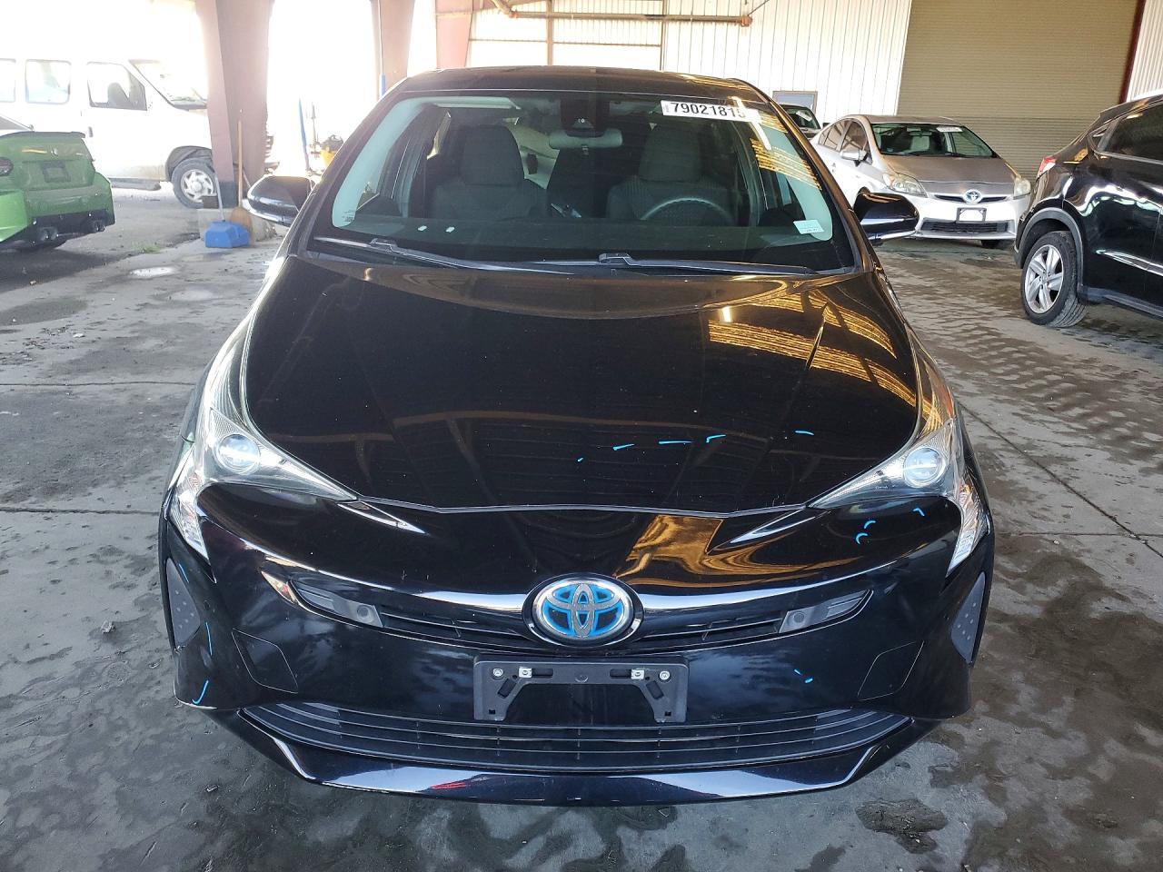 2018 TOYOTA PRIUS