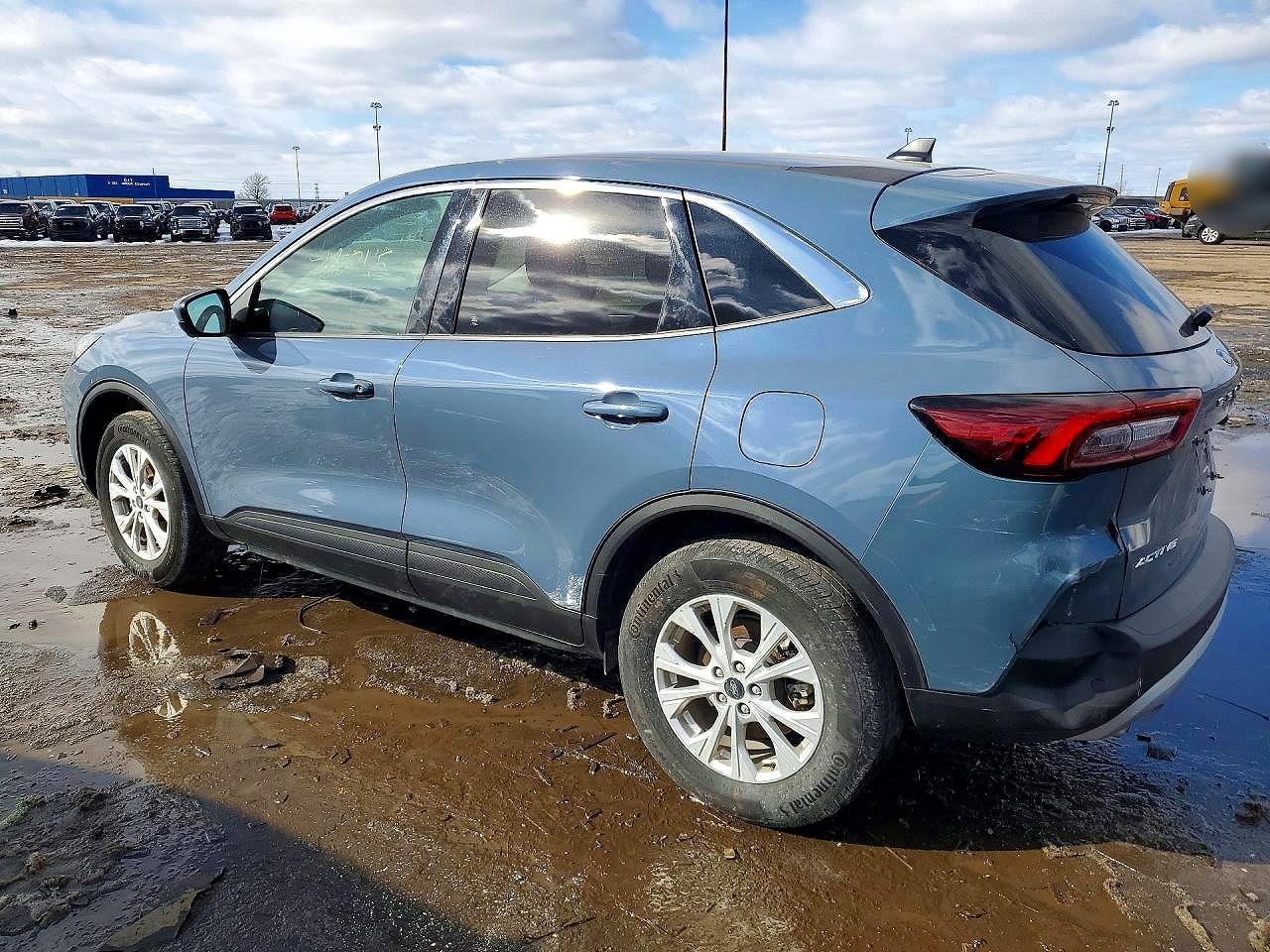 2023 FORD ESCAPE