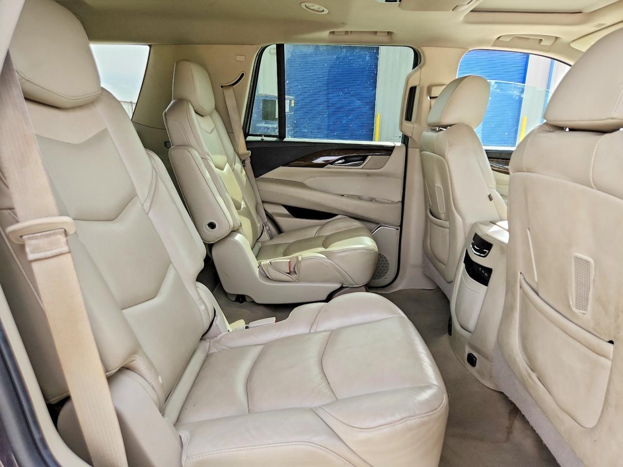 2018 CADILLAC ESCALADE