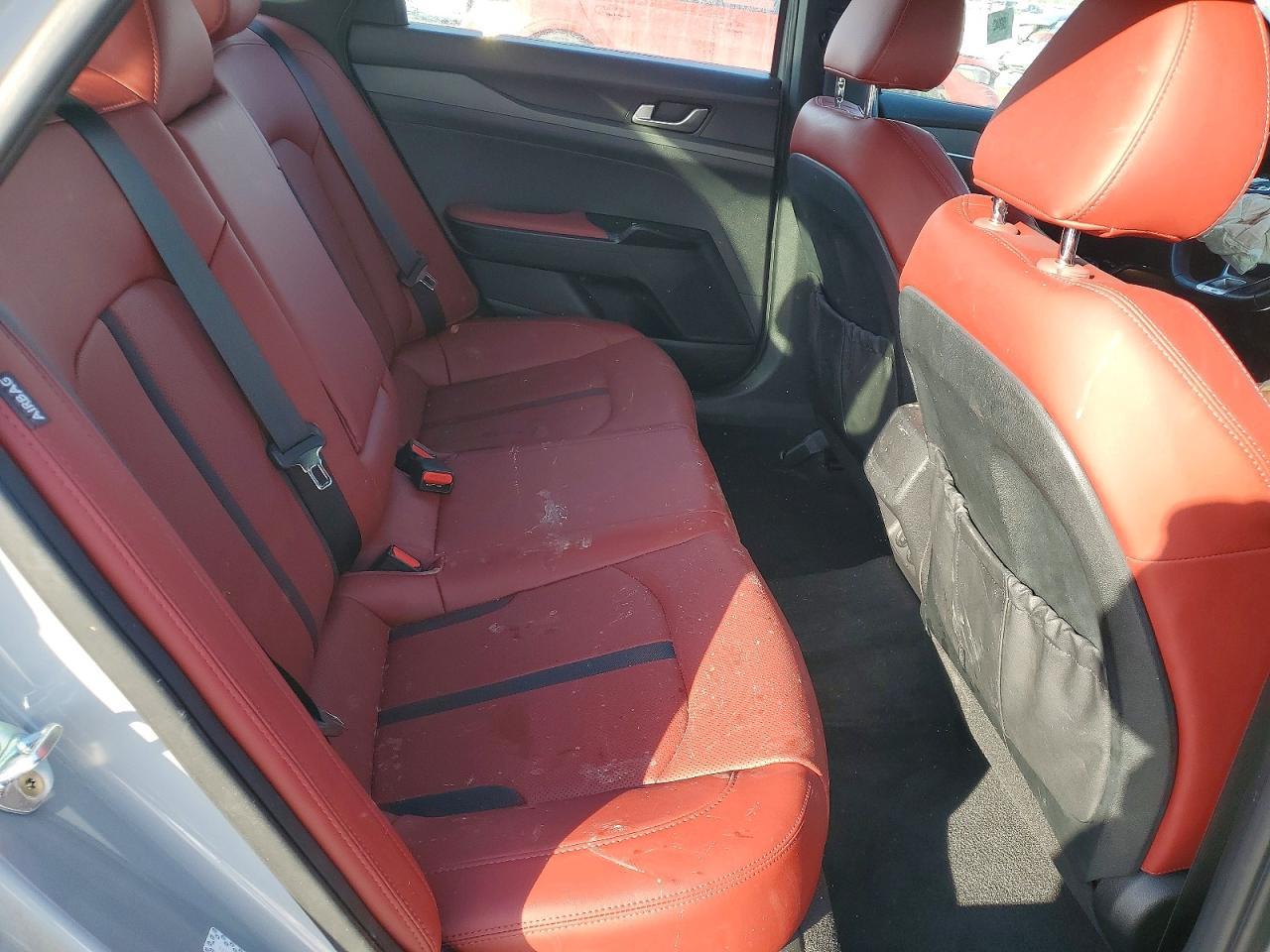 2021 KIA K5
