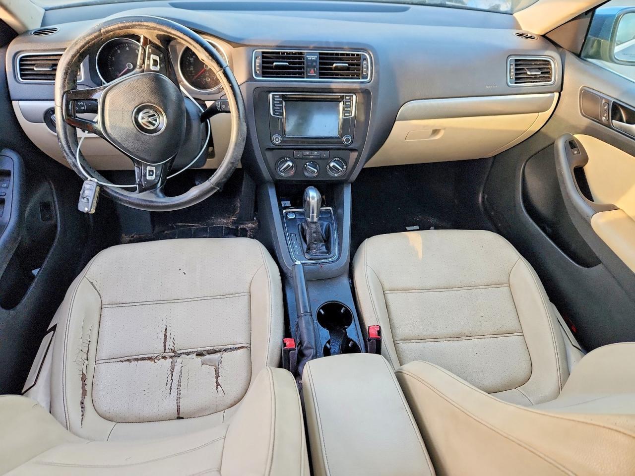 2017 VOLKSWAGEN JETTA