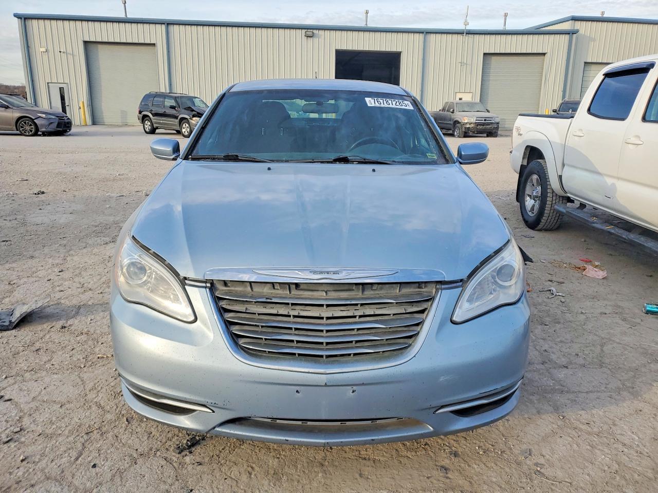 2012 CHRYSLER 200