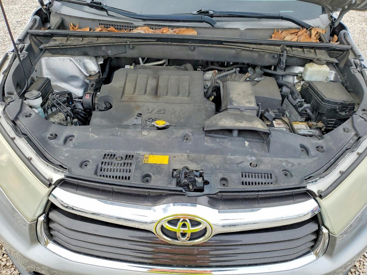 2015 TOYOTA HIGHLANDER