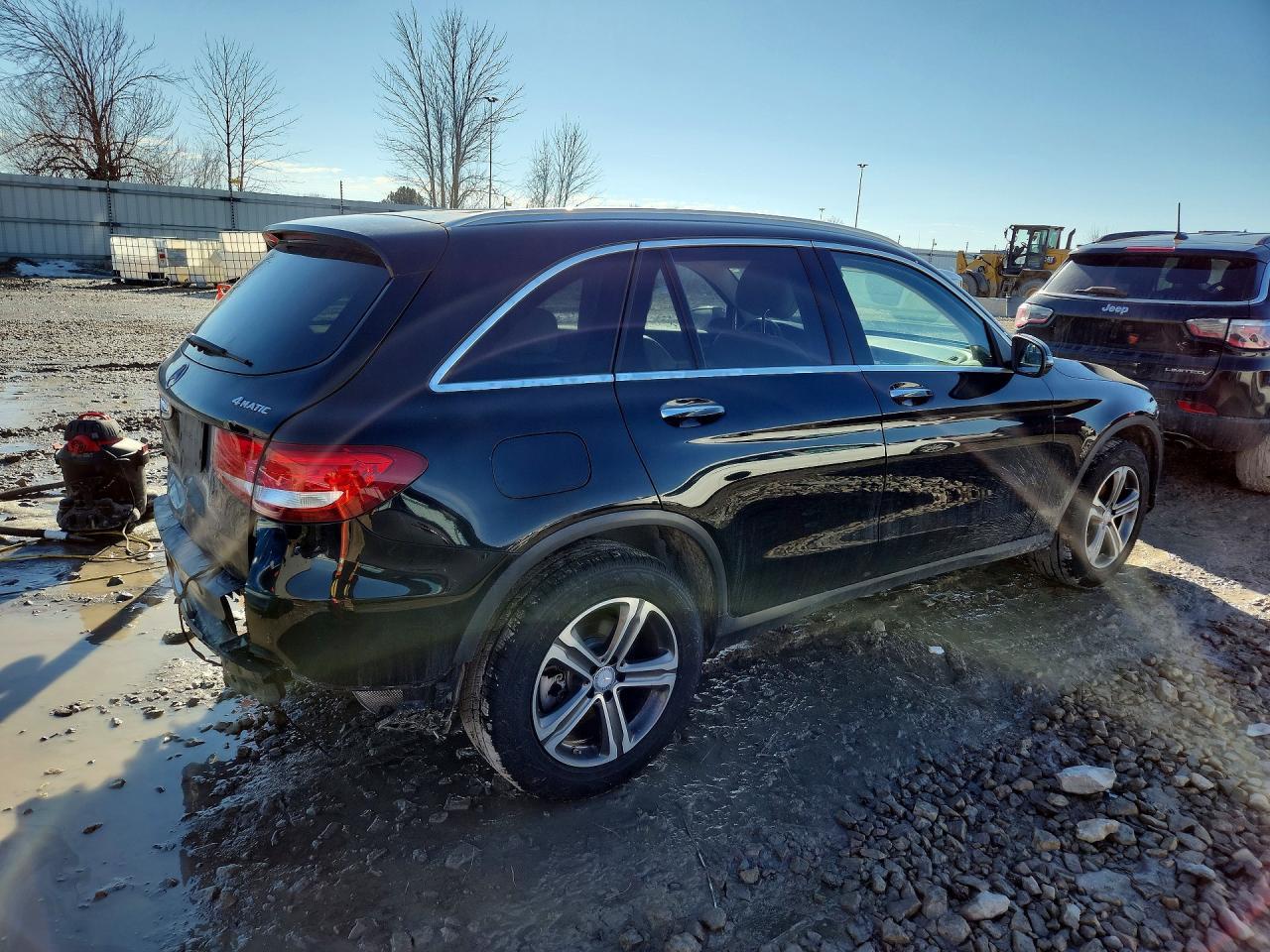 2016 MERCEDES-BENZ GLC-Class
