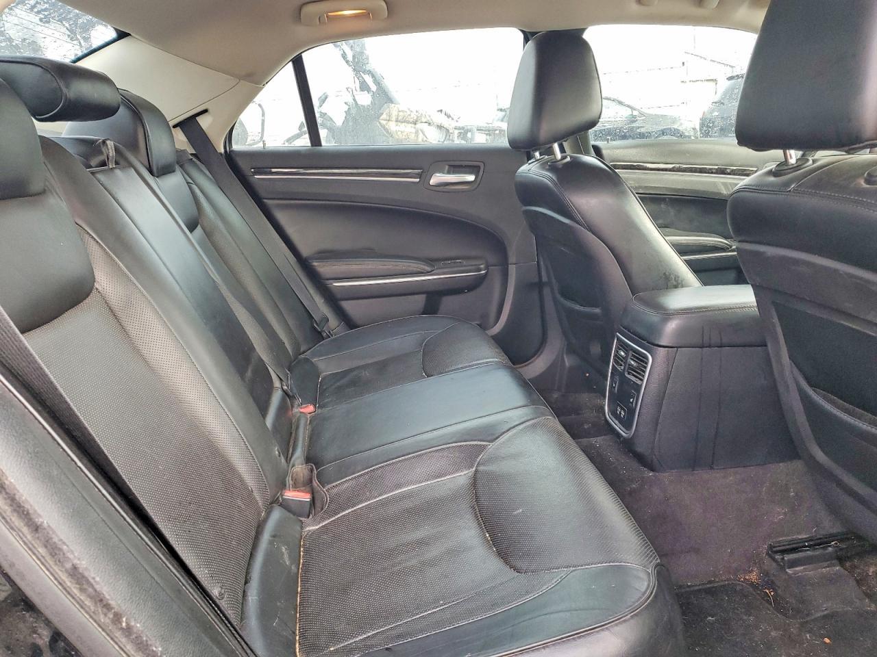 2018 CHRYSLER 300