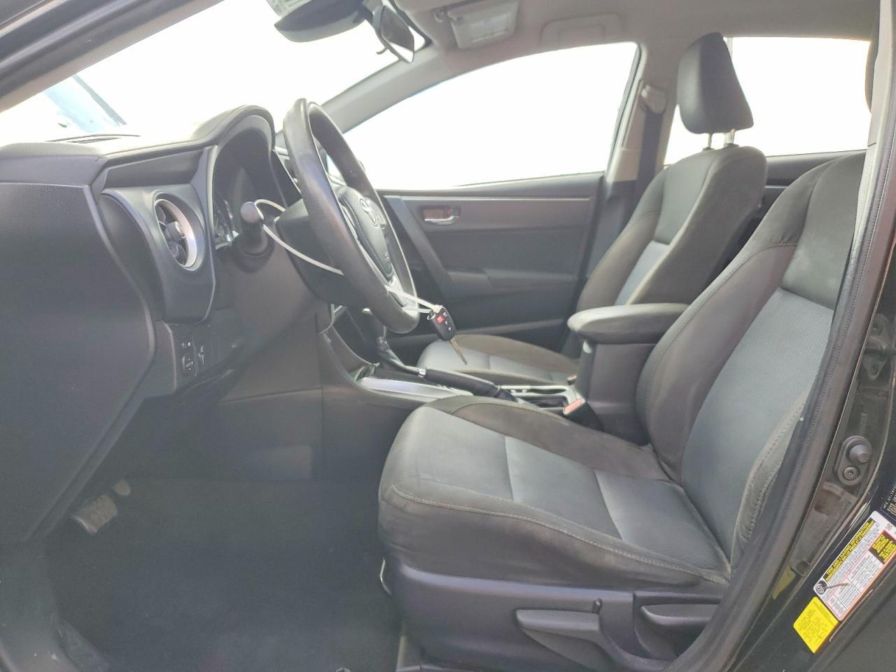 2017 TOYOTA COROLLA