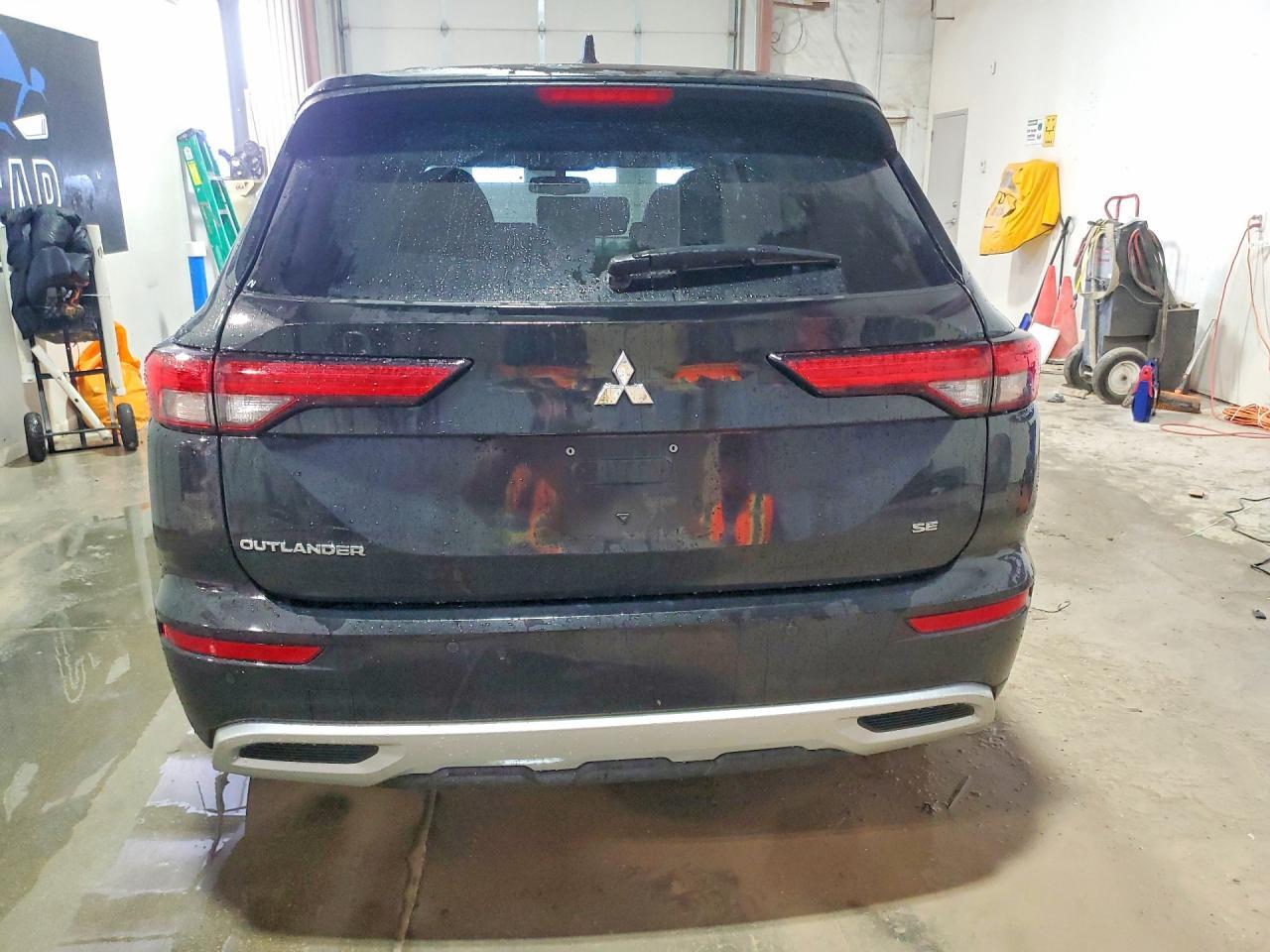 2024 MITSUBISHI outlander
