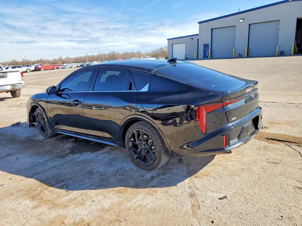 2025 KIA K4