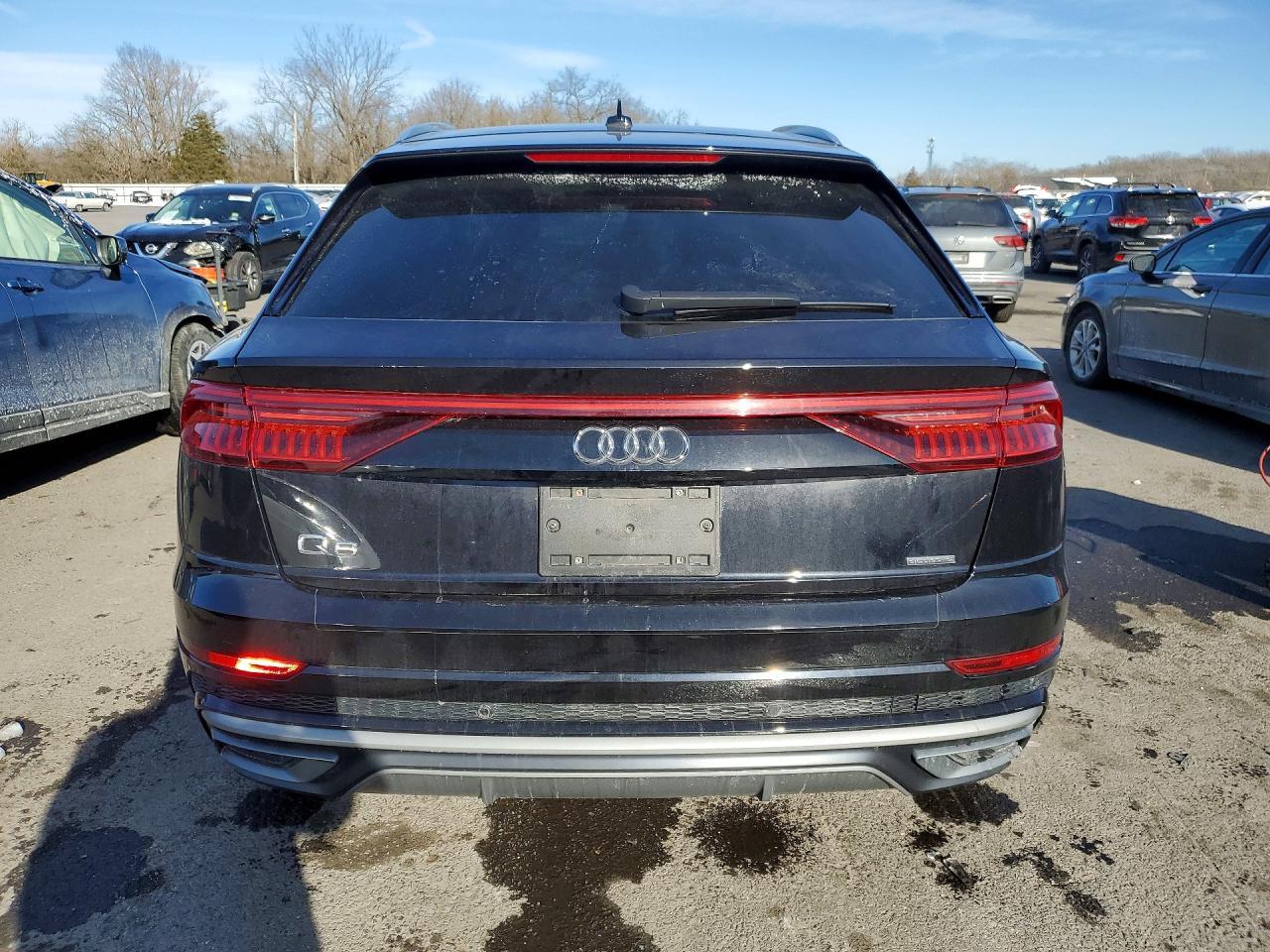 2020 AUDI Q8