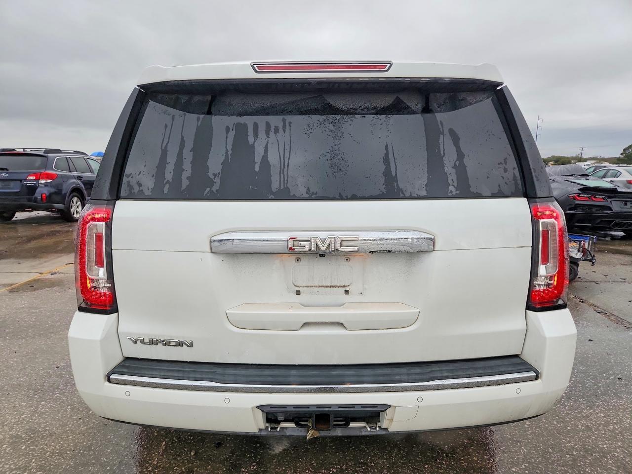 2016 GMC Yukon