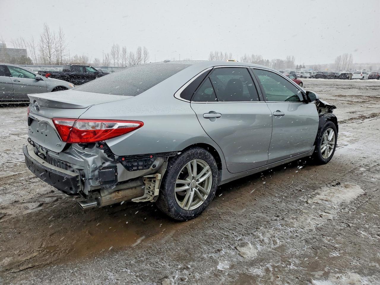 2016 TOYOTA CAMRY