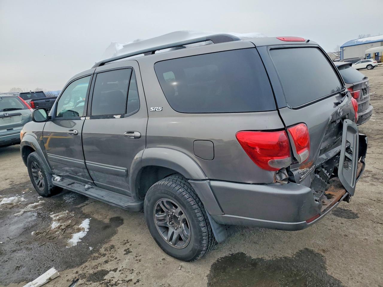 2005 TOYOTA Sequoia