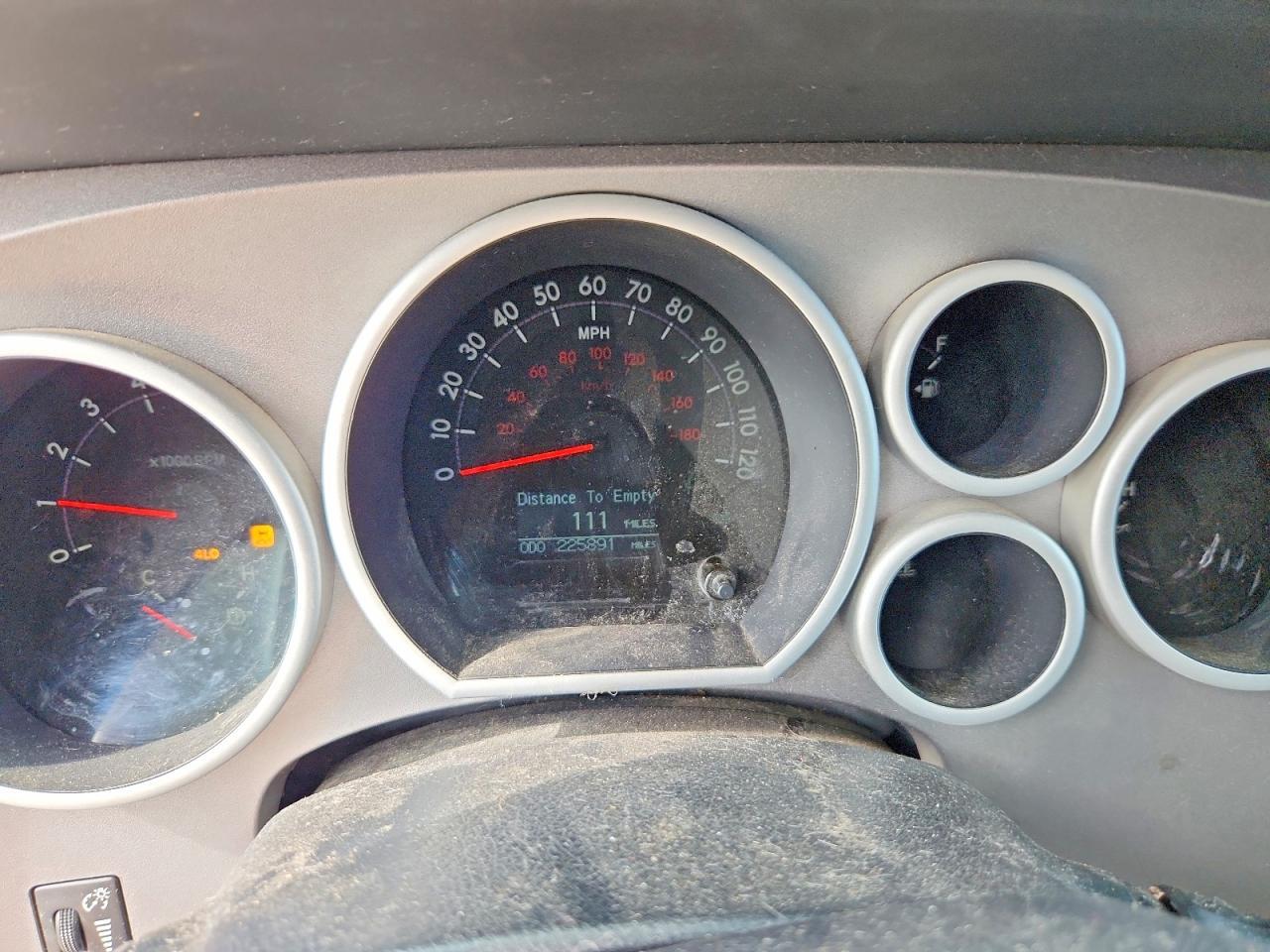 2011 TOYOTA TUNDRA
