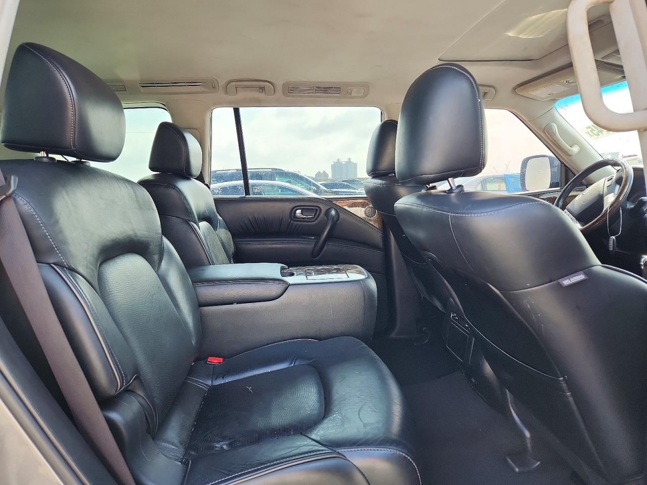 2016 INFINITI QX80