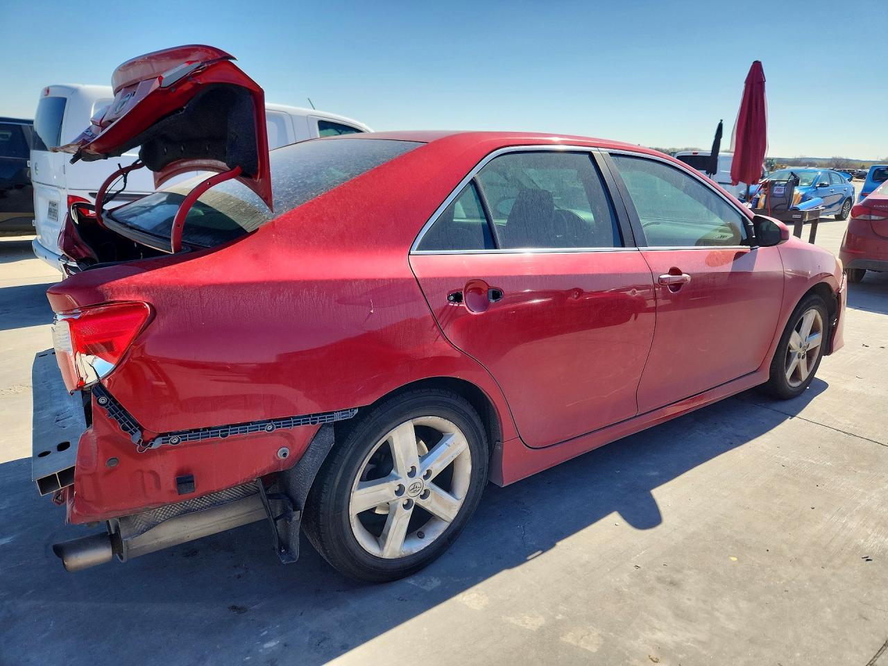 2013 TOYOTA CAMRY