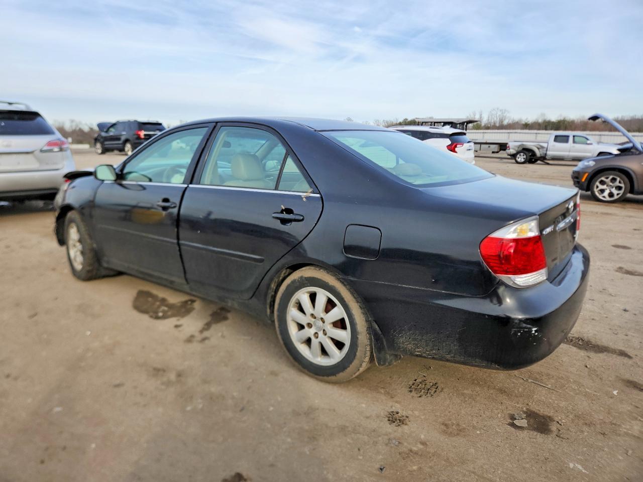 2005 TOYOTA CAMRY