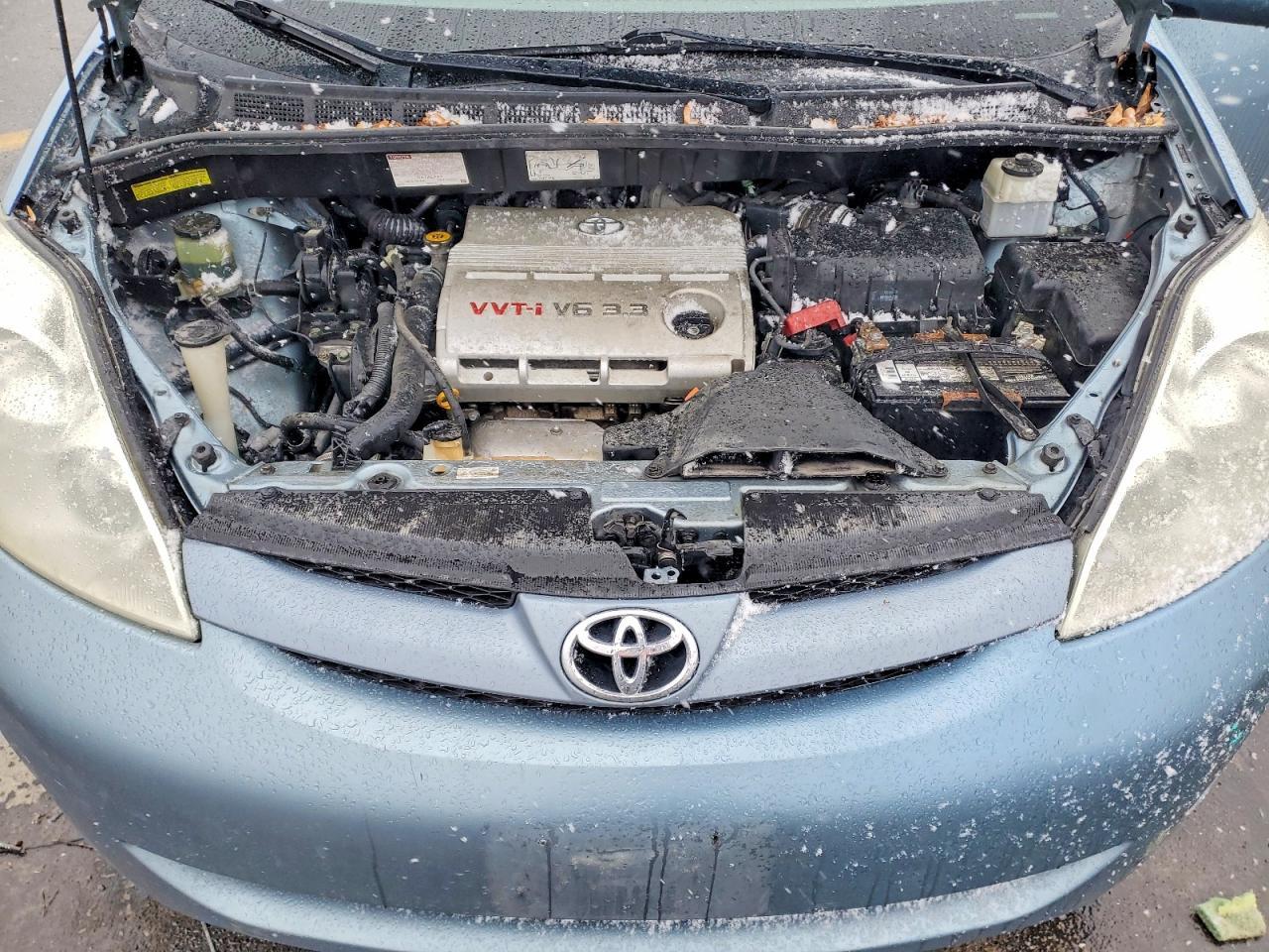 2006 TOYOTA SIENNA