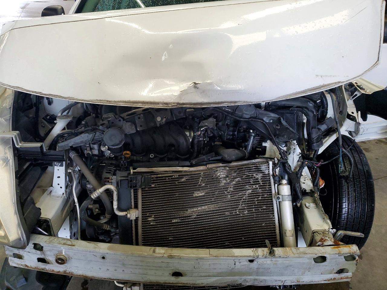 2015 NISSAN VERSA