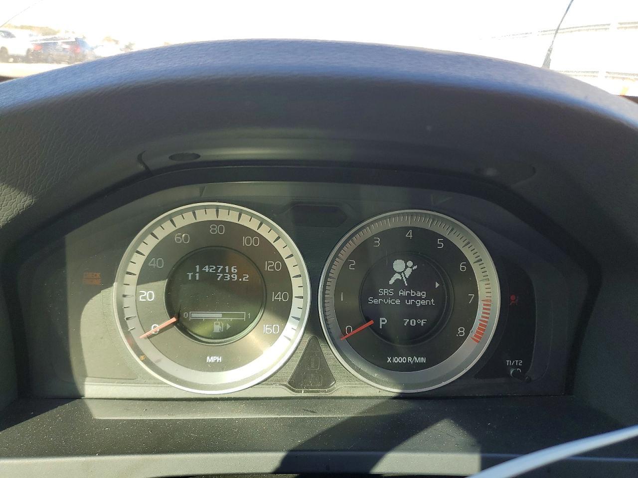 2013 VOLVO S60