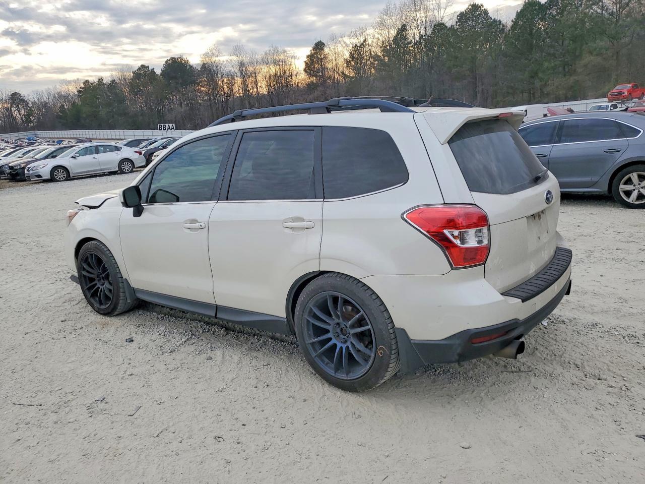 2015 SUBARU FORESTER