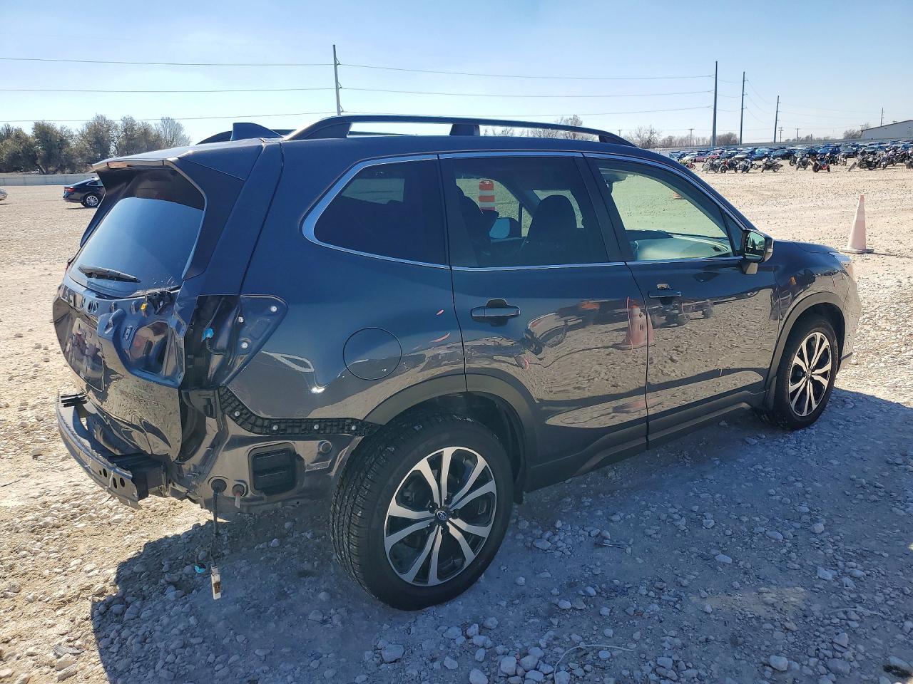 2021 SUBARU FORESTER
