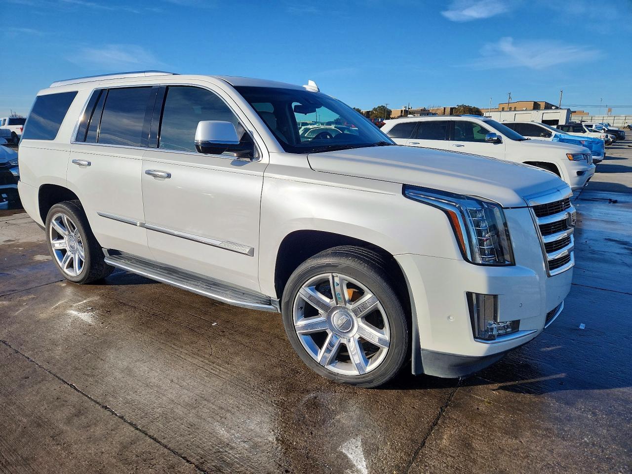 2017 CADILLAC ESCALADE