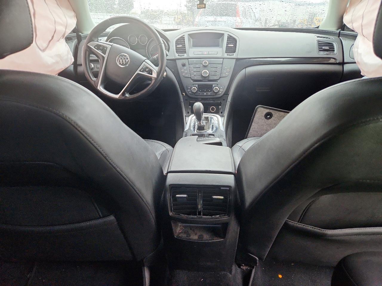 2011 BUICK Regal