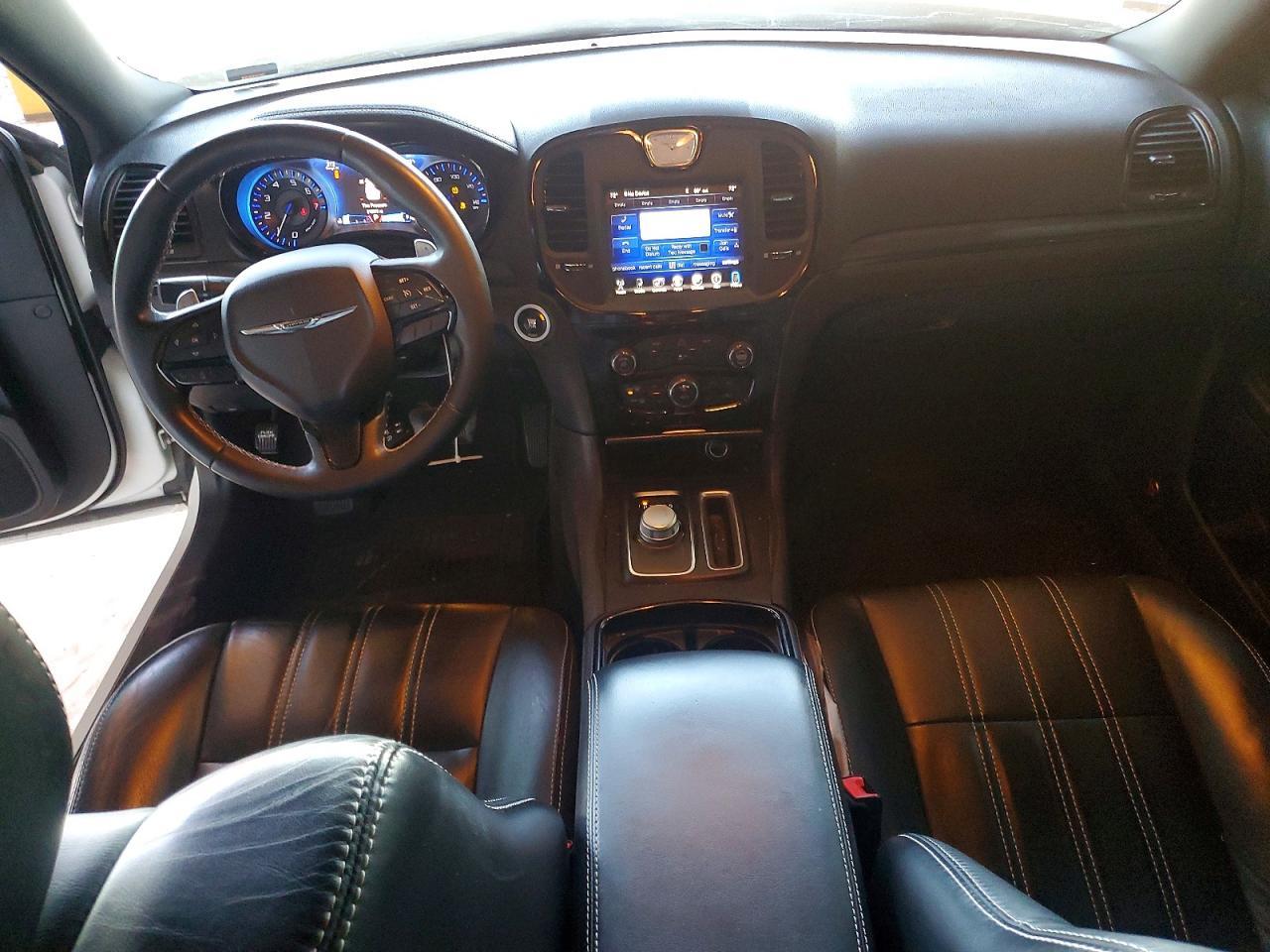 2015 CHRYSLER 300