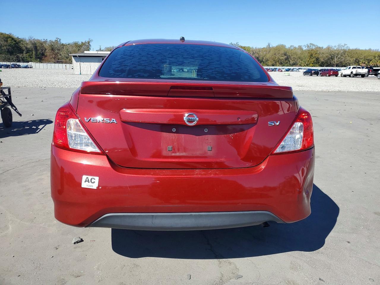 2018 NISSAN VERSA