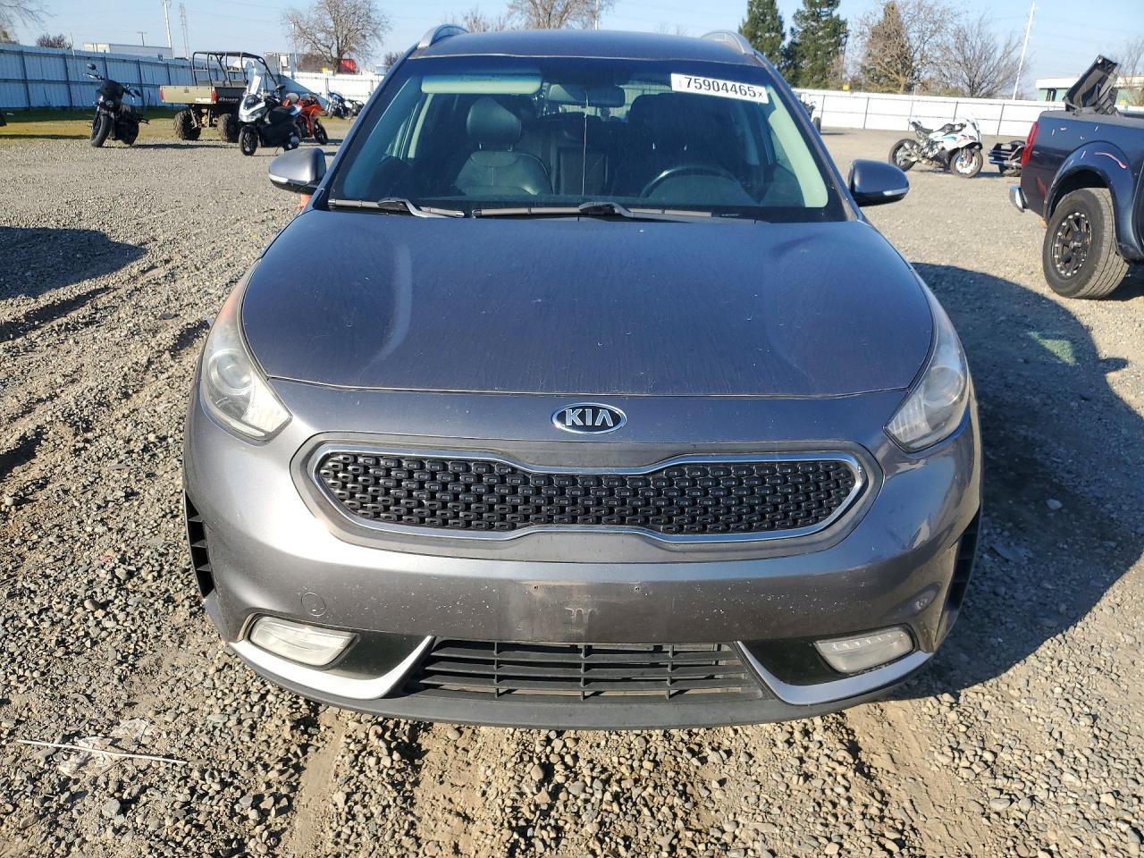 2017 KIA Niro