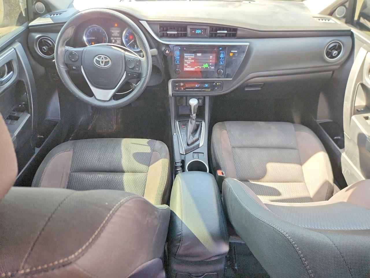 2017 TOYOTA COROLLA