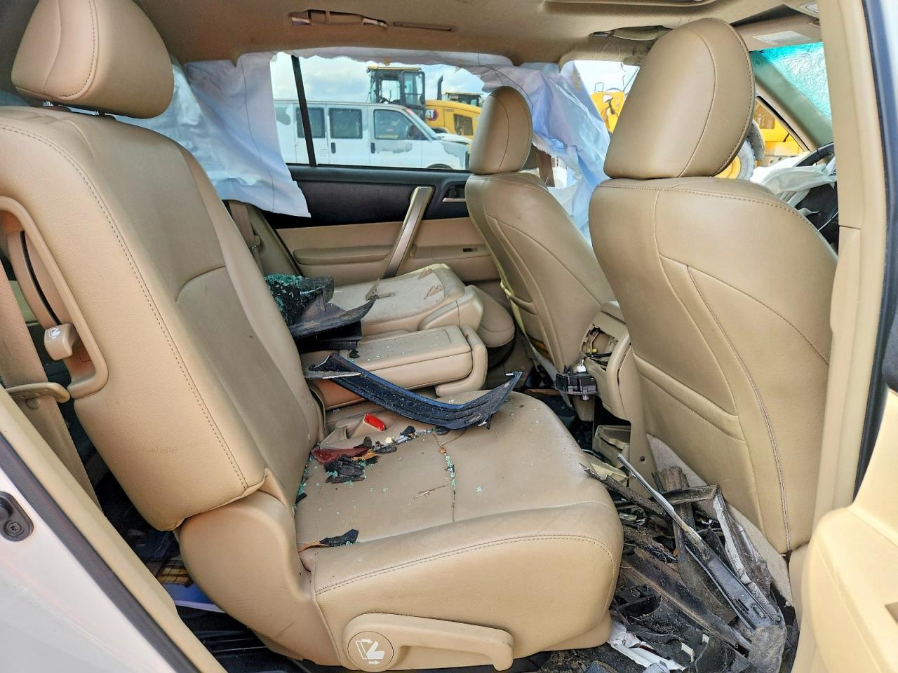 2012 TOYOTA HIGHLANDER