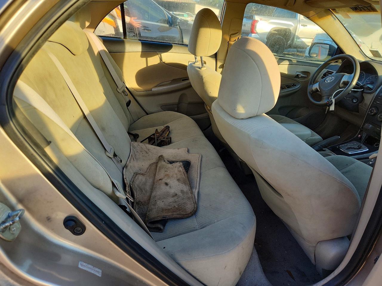 2010 TOYOTA COROLLA