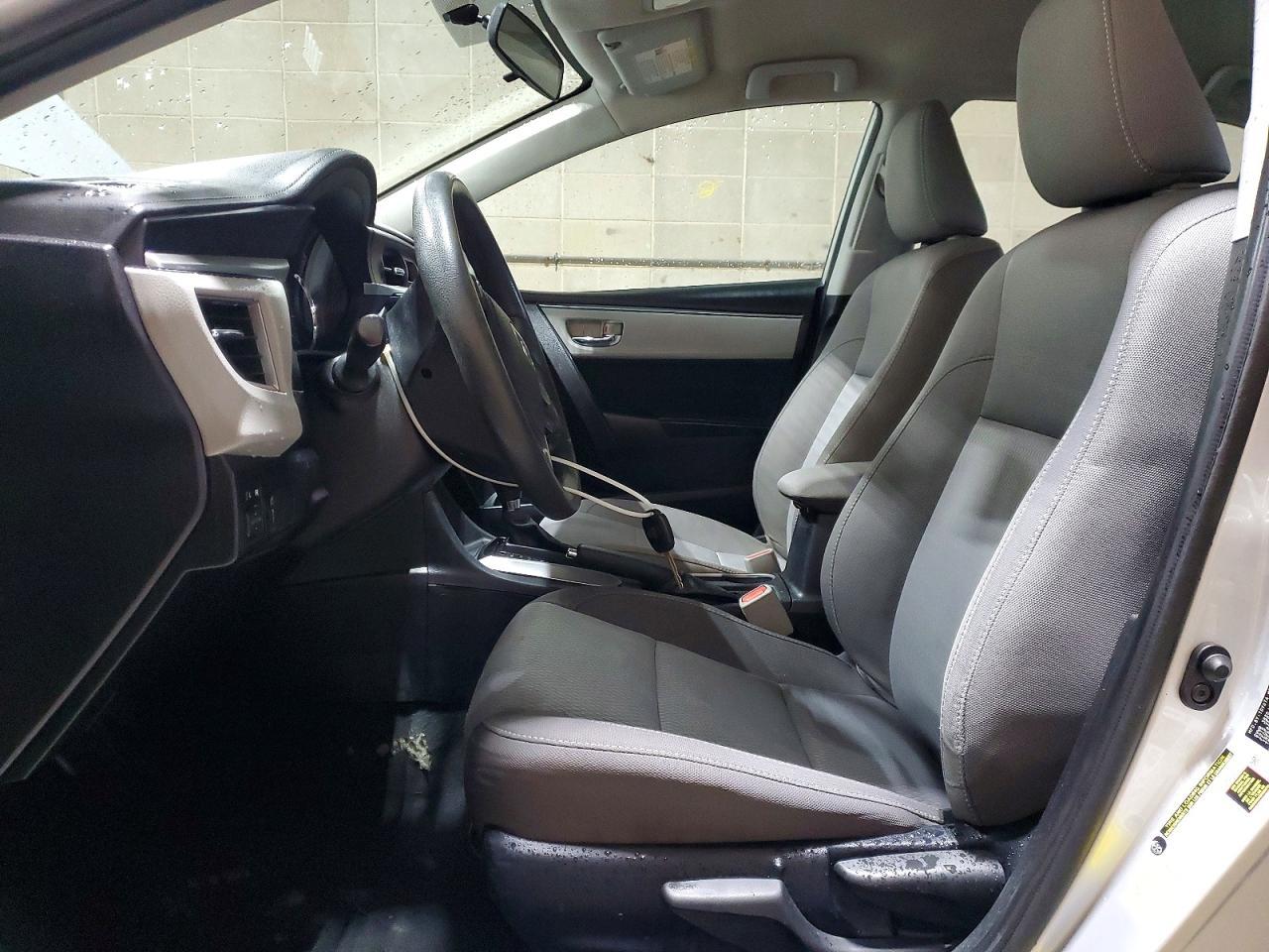 2016 TOYOTA COROLLA