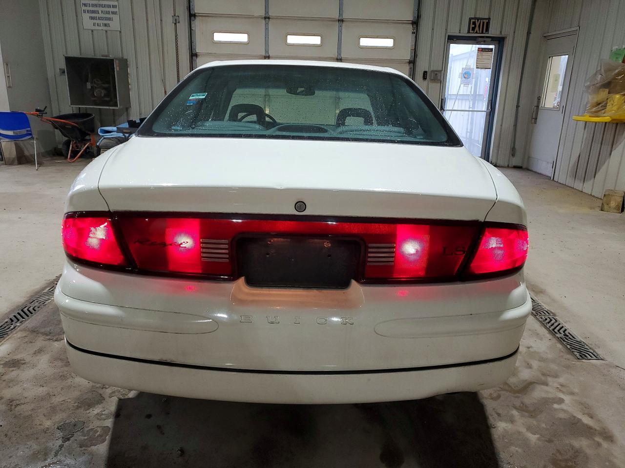 2004 BUICK Regal
