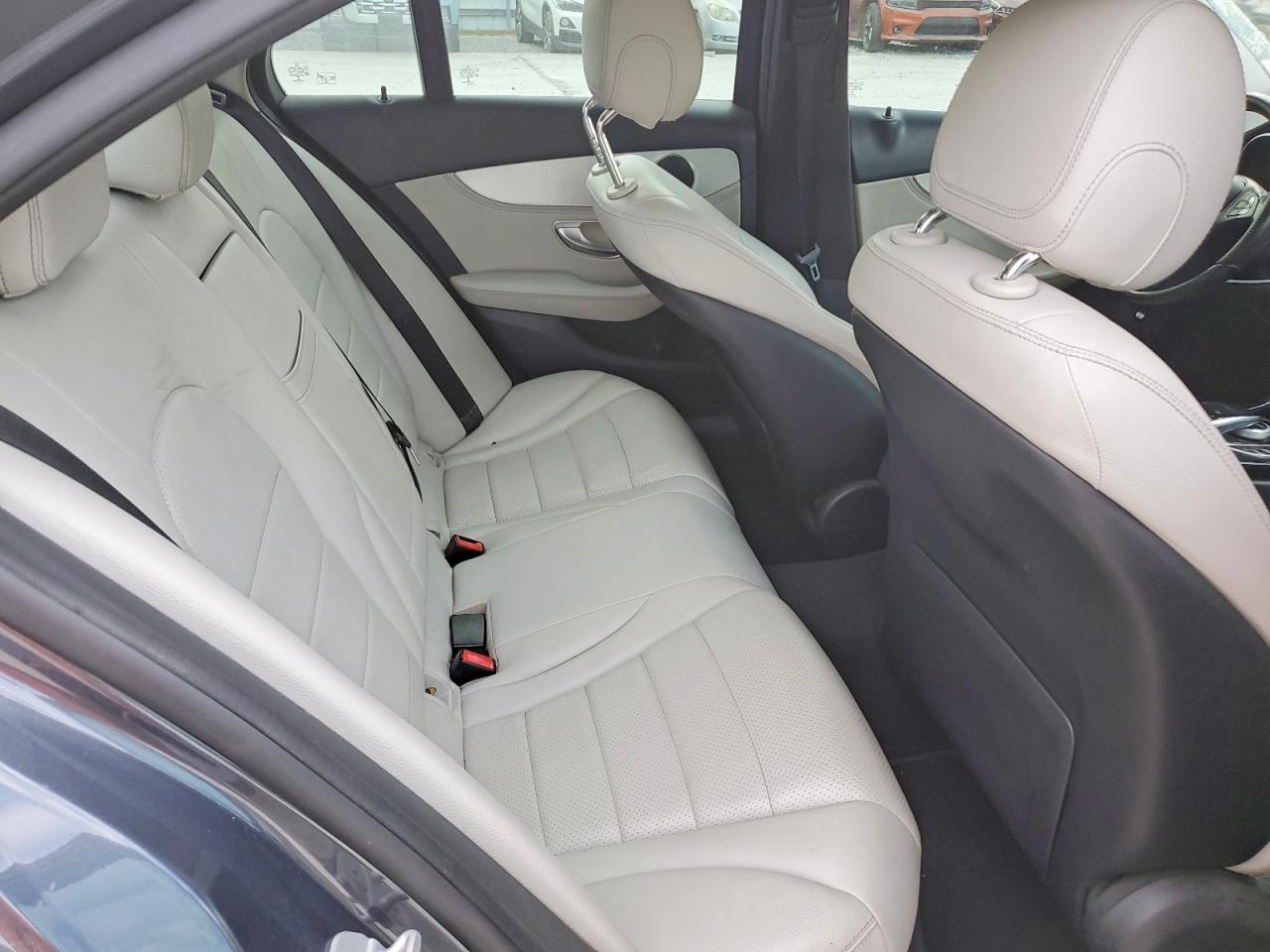 2015 MERCEDES-BENZ C-CLASS