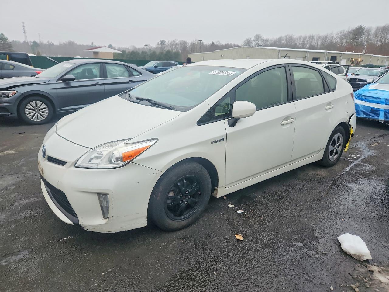 2015 TOYOTA PRIUS