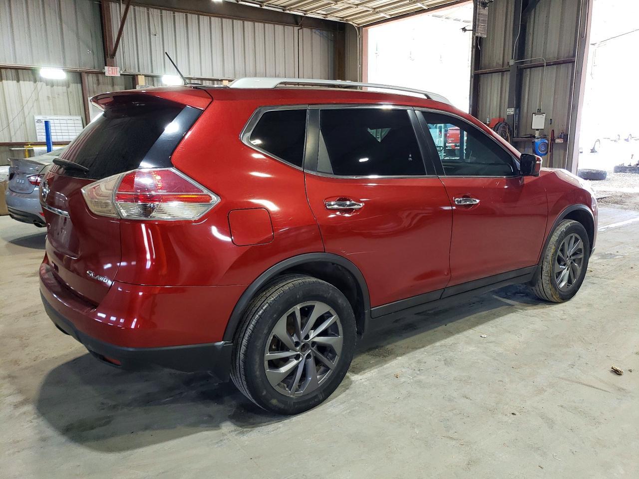 2016 NISSAN ROGUE