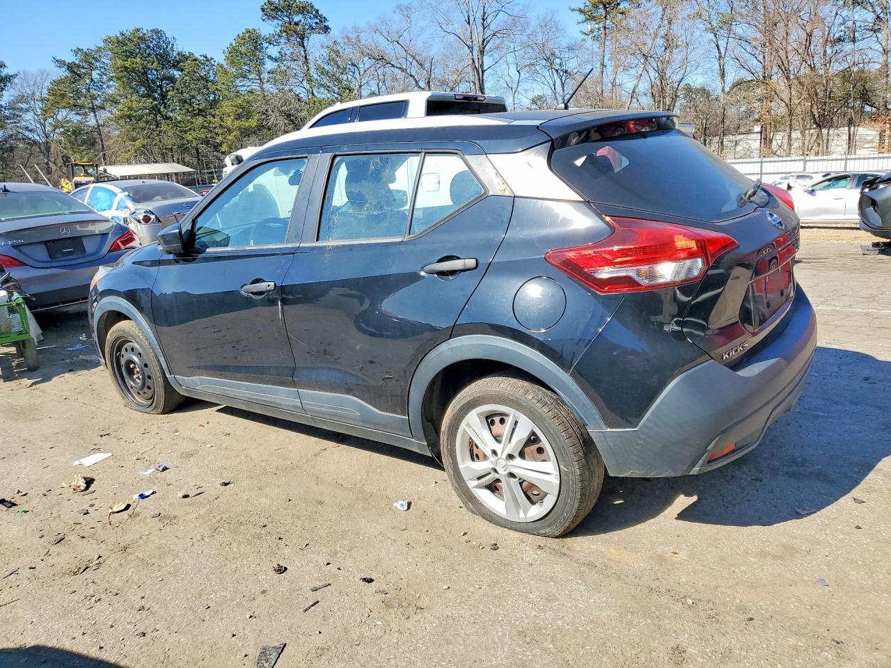 2019 NISSAN KICKS